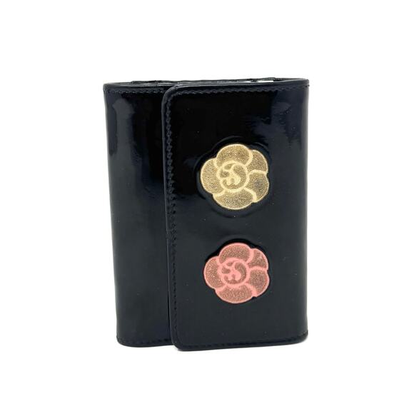 Chanel Vintage Camellia Key Case Black Patent Leather Wallet 95P with Box - Picture 5 of 13